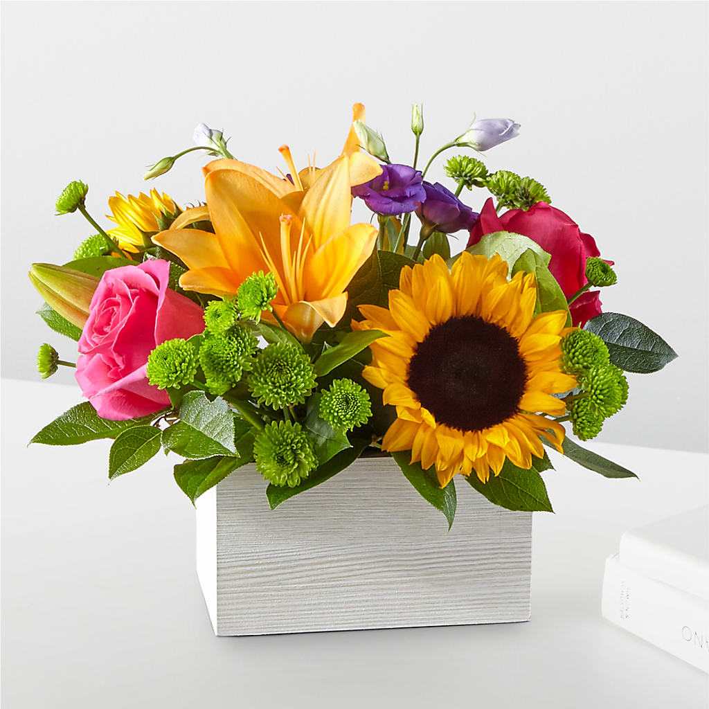 Best Day Box Bouquet – Nela Park Florist Llc, East Cleveland OH