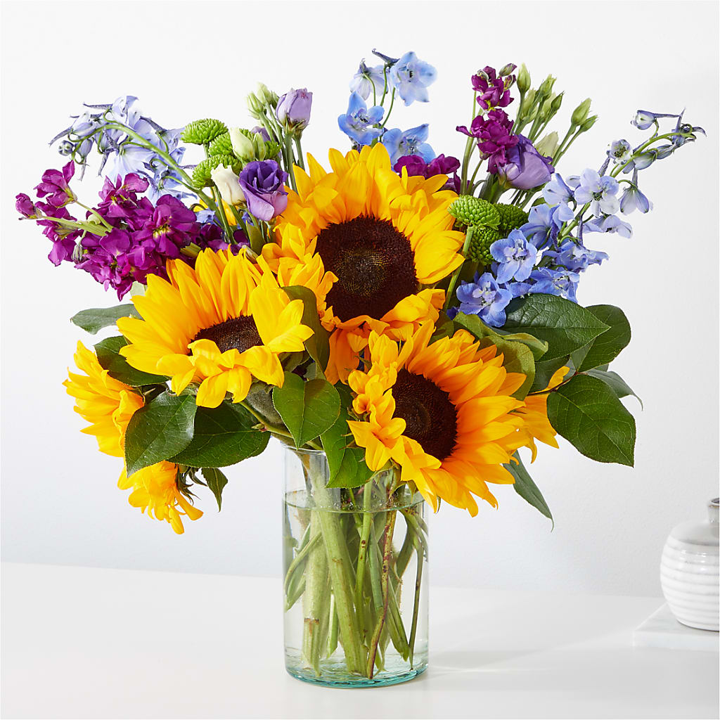 Catching Rays Bouquet – Nela Park Florist Llc, East Cleveland OH