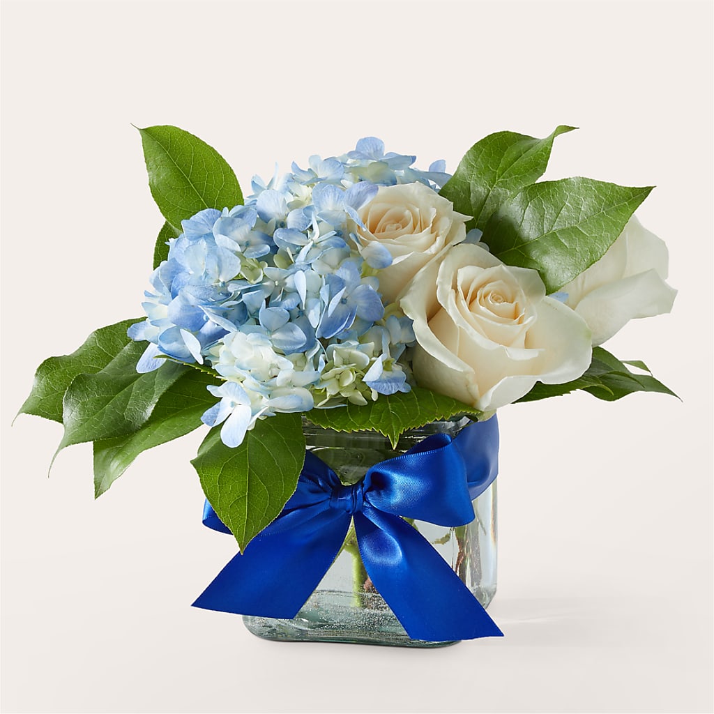 Sky Blue Delight Bouquet – Nela Park Florist Llc, East Cleveland OH
