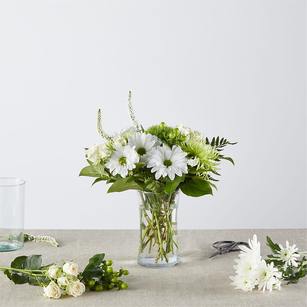 Irish Garden - A Florist Original – Nela Park Florist Llc, East Cleveland OH