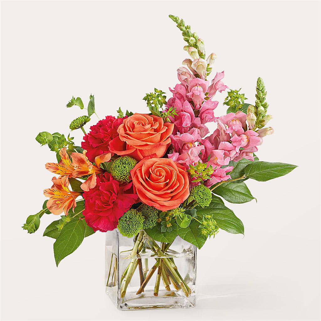 Cosmopolitan Bouquet – Nela Park Florist Llc, East Cleveland OH
