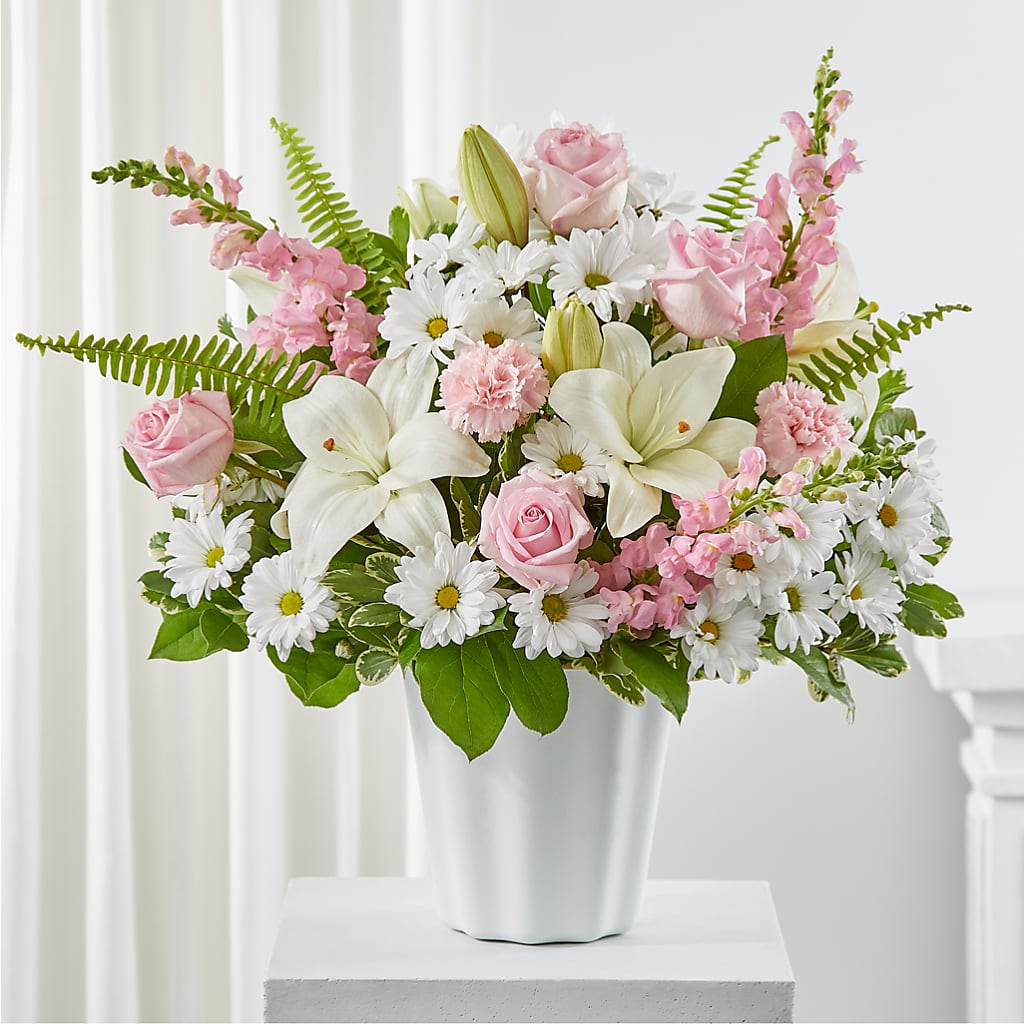 Soft Touch Tabletop Basket – Nela Park Florist Llc, East Cleveland OH