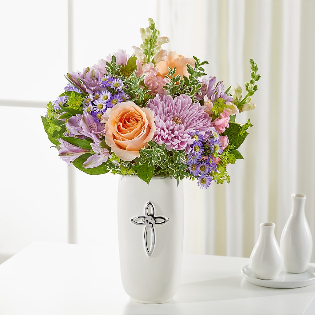 Divine Gift Bouquet – Nela Park Florist Llc, East Cleveland OH