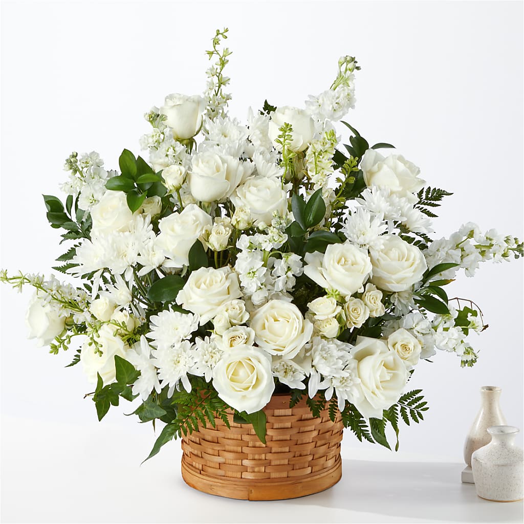 Heartfelt Condolences Arrangement – Nela Park Florist Llc, East Cleveland OH