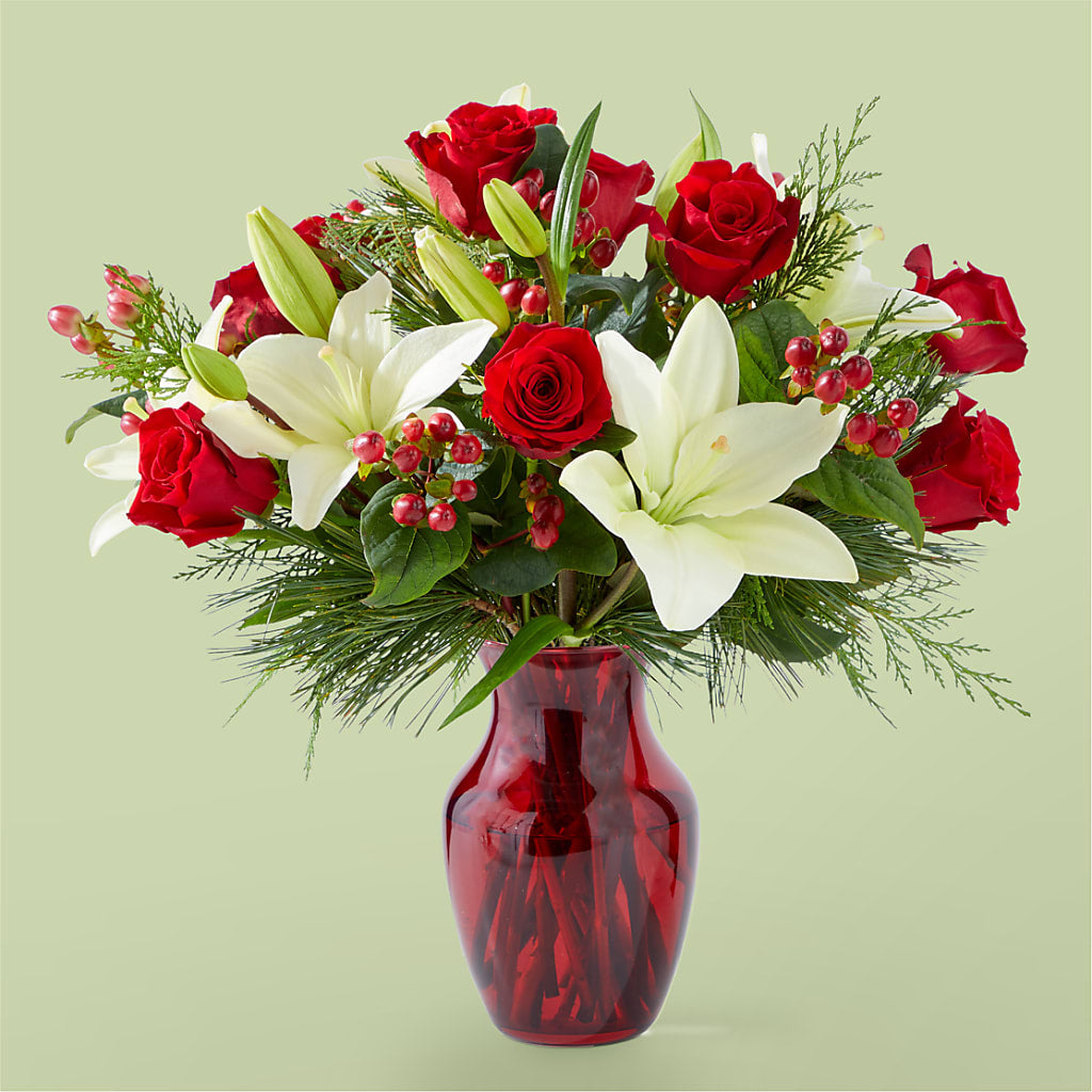 Evergreen Delight Bouquet – Nela Park Florist Llc, East Cleveland OH
