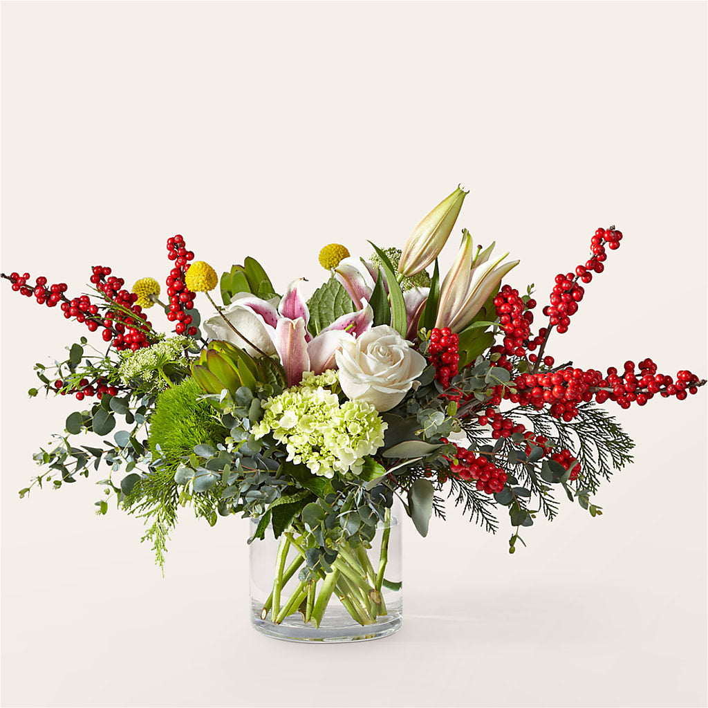 Berry & Bright Bouquet – Nela Park Florist Llc, East Cleveland OH