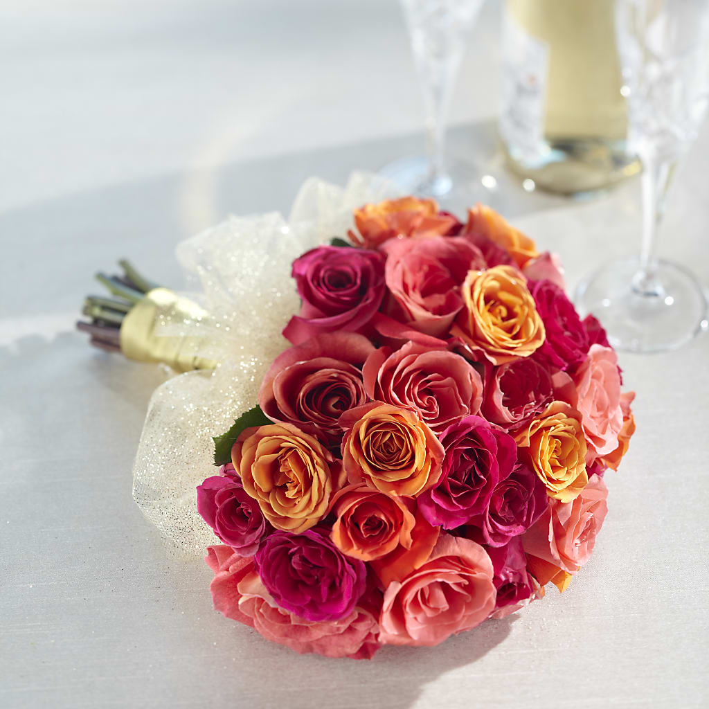 Sweet Roses Bouquet – Nela Park Florist Llc, East Cleveland OH
