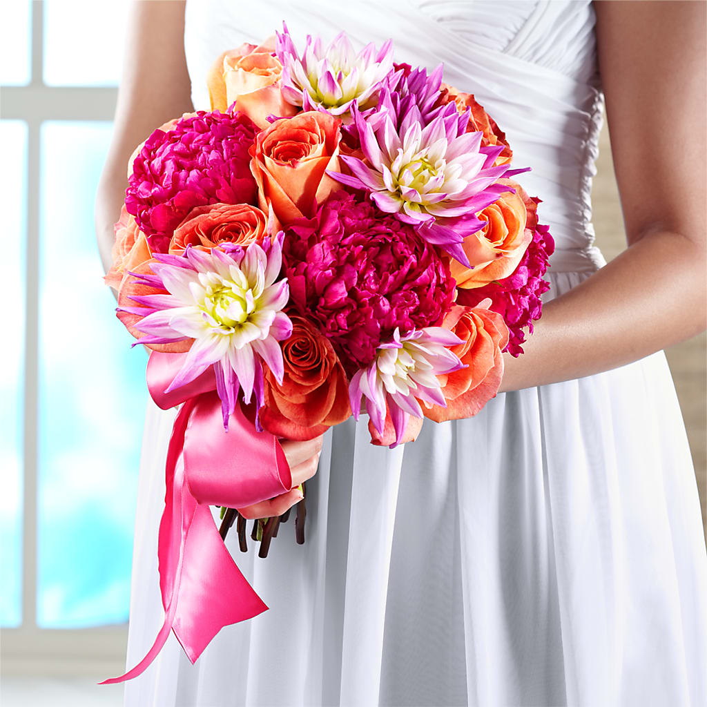 New Love Bouquet – Nela Park Florist Llc, East Cleveland OH