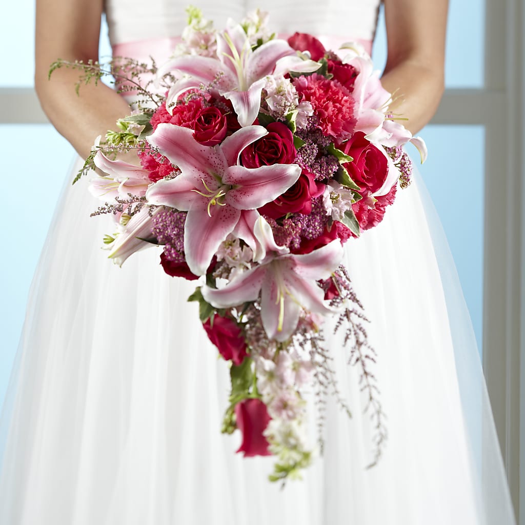 Lily & Rose Bouquet – Nela Park Florist Llc, East Cleveland OH
