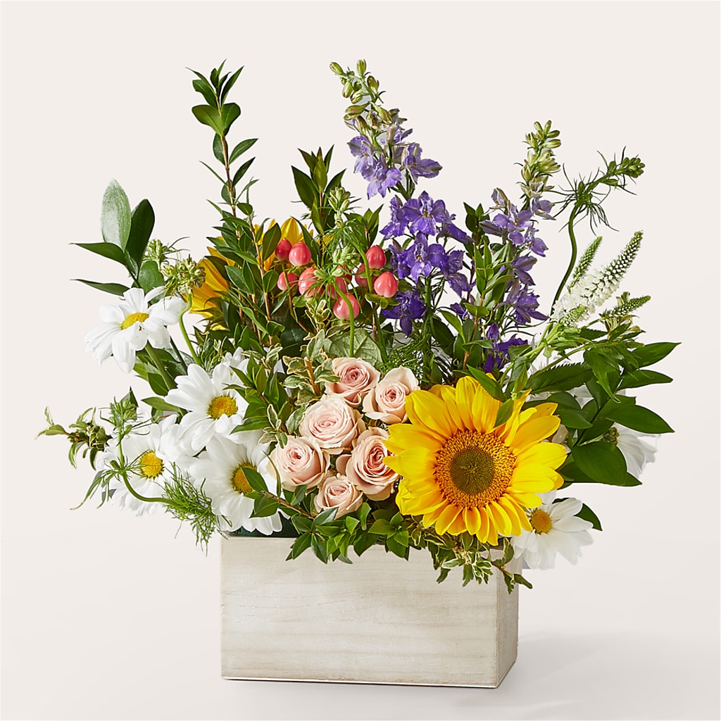The Good Life Bouquet –  Nela Park Florist Llc, East Cleveland OH