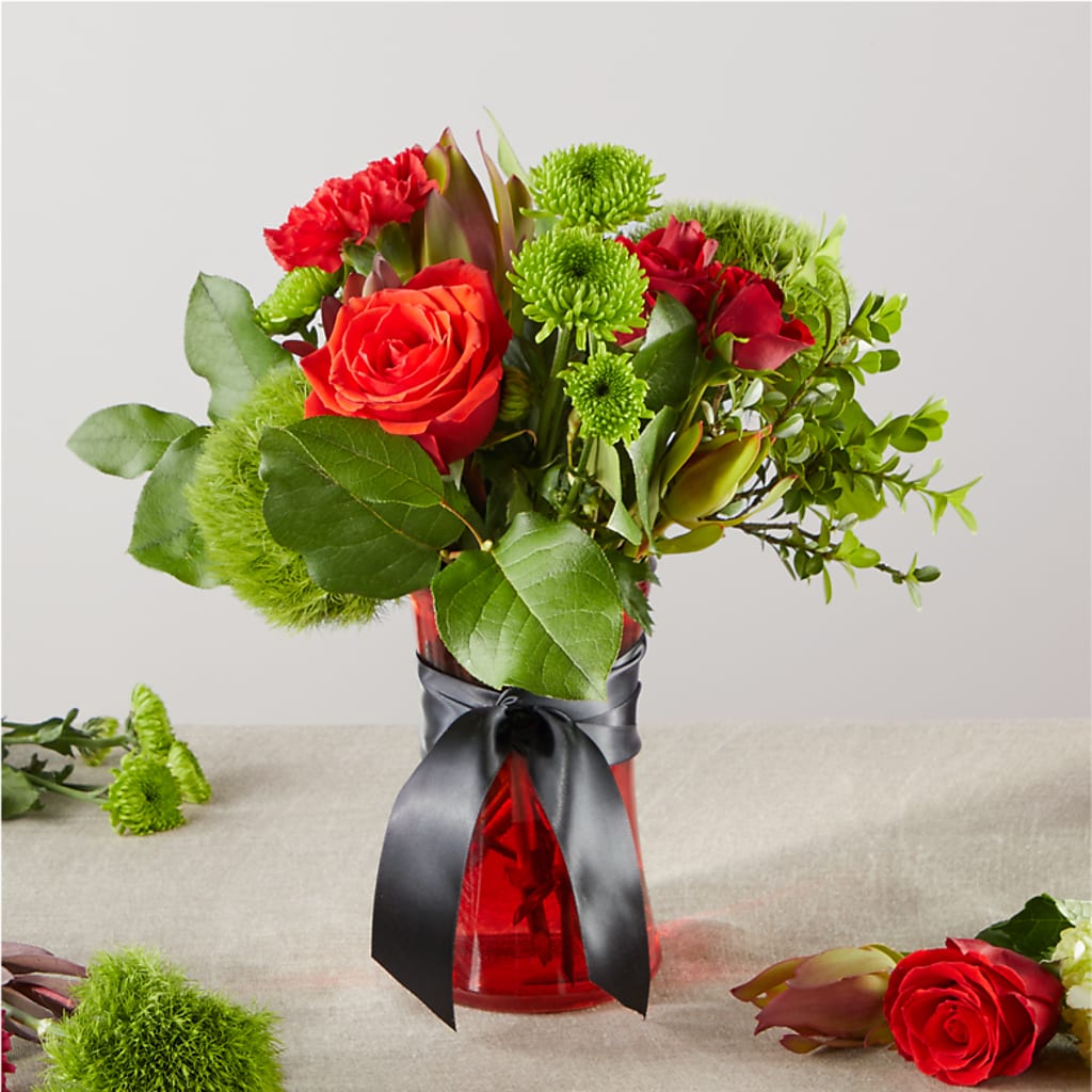 Heritage Kindle – A Florist Original –  Nela Park Florist Llc, East Cleveland OH