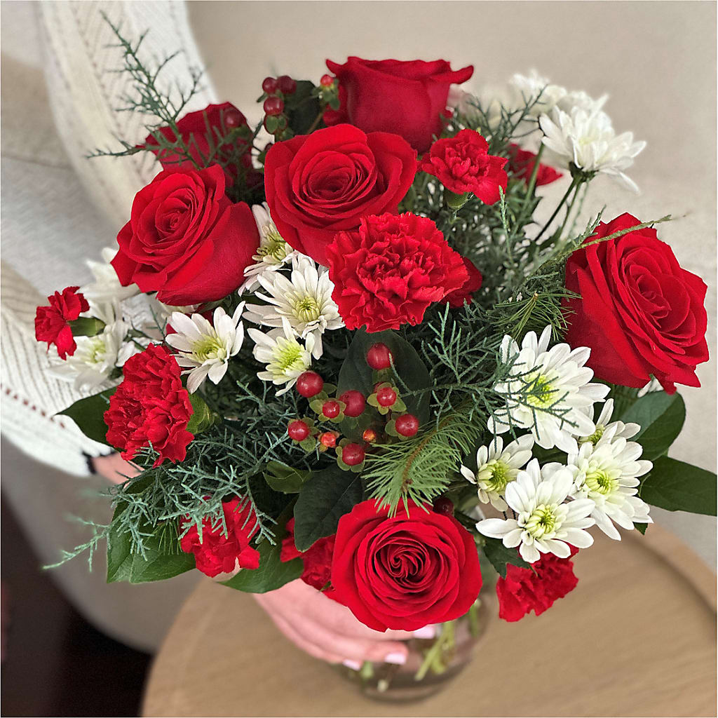 Seasonal Magic Bouquet –  Nela Park Florist Llc, East Cleveland OH