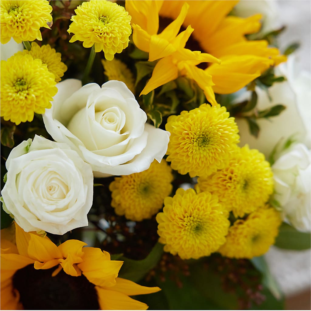 Luminous Morning Bouquet –  Nela Park Florist Llc, East Cleveland OH