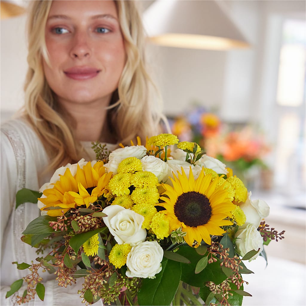 Luminous Morning Bouquet –  Nela Park Florist Llc, East Cleveland OH