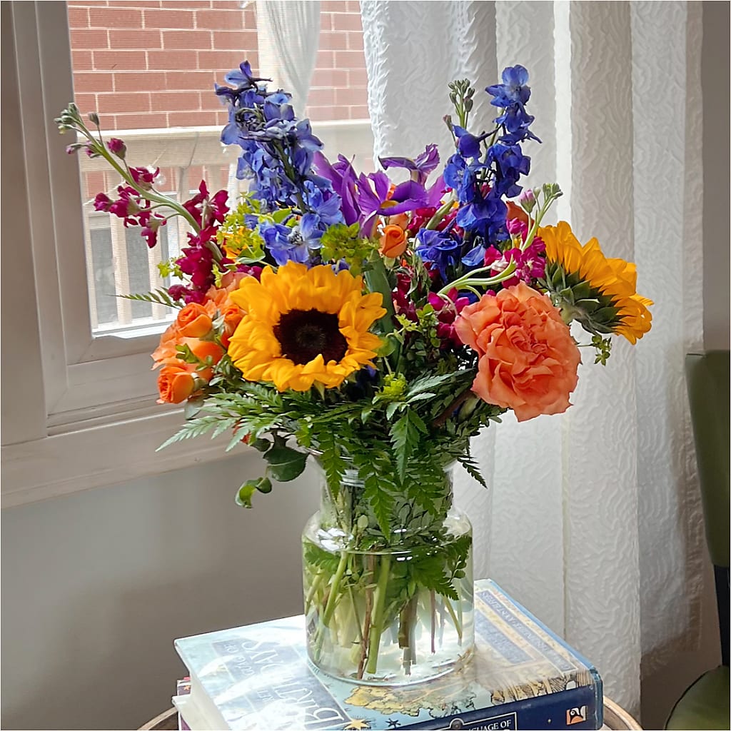 Rays of Life Bouquet –  Nela Park Florist Llc, East Cleveland OH