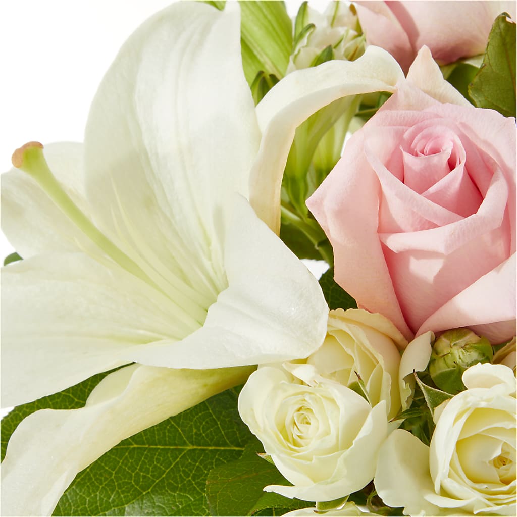 Kindhearted Bouquet –  Nela Park Florist Llc, East Cleveland OH