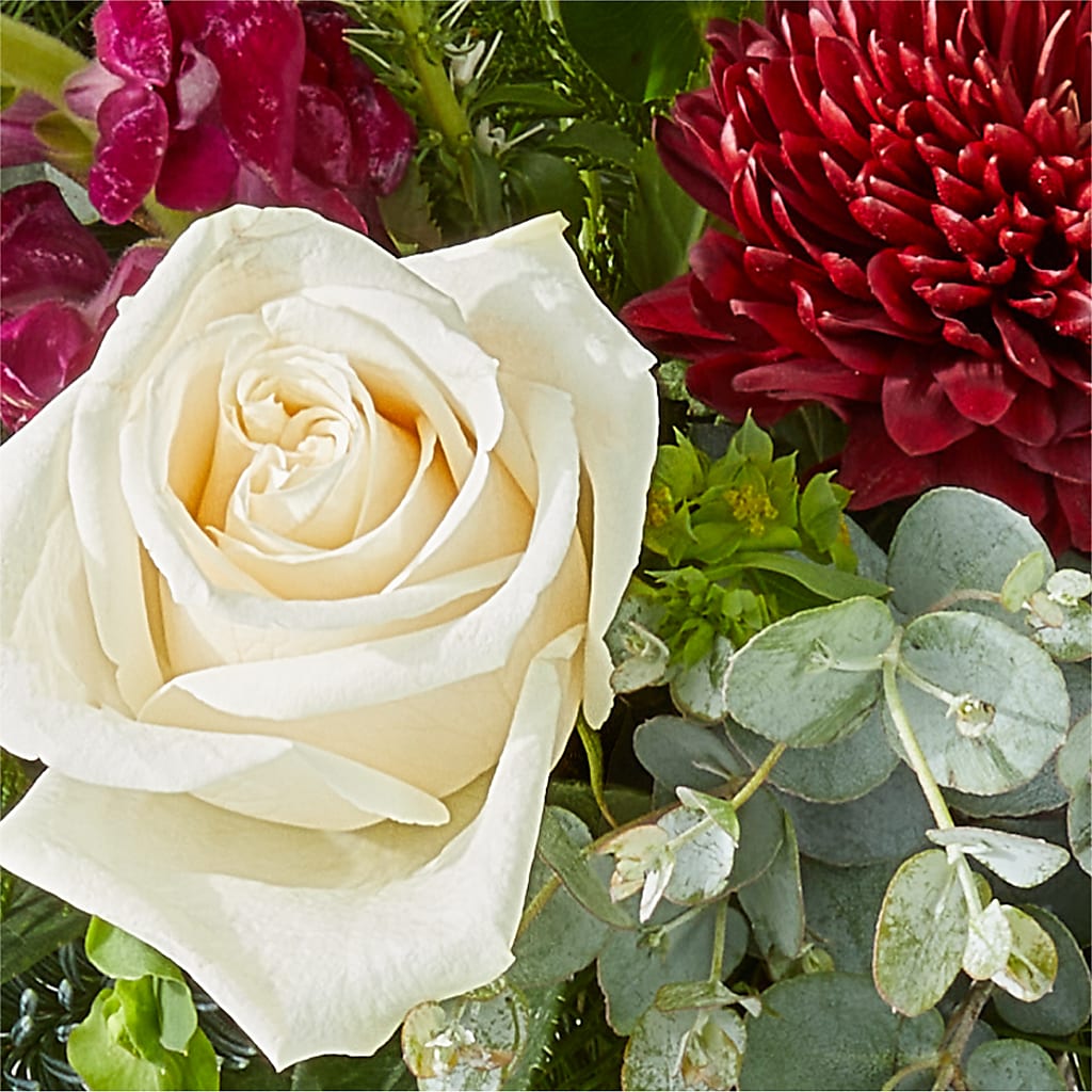 Cranberry Fizz Bouquet –  Nela Park Florist Llc, East Cleveland OH