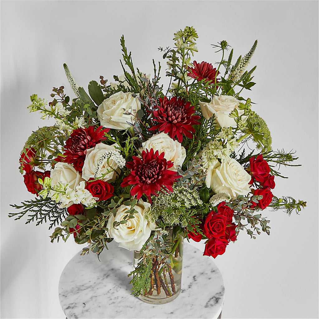 Favorite Traditions Bouquet –  Nela Park Florist Llc, East Cleveland OH