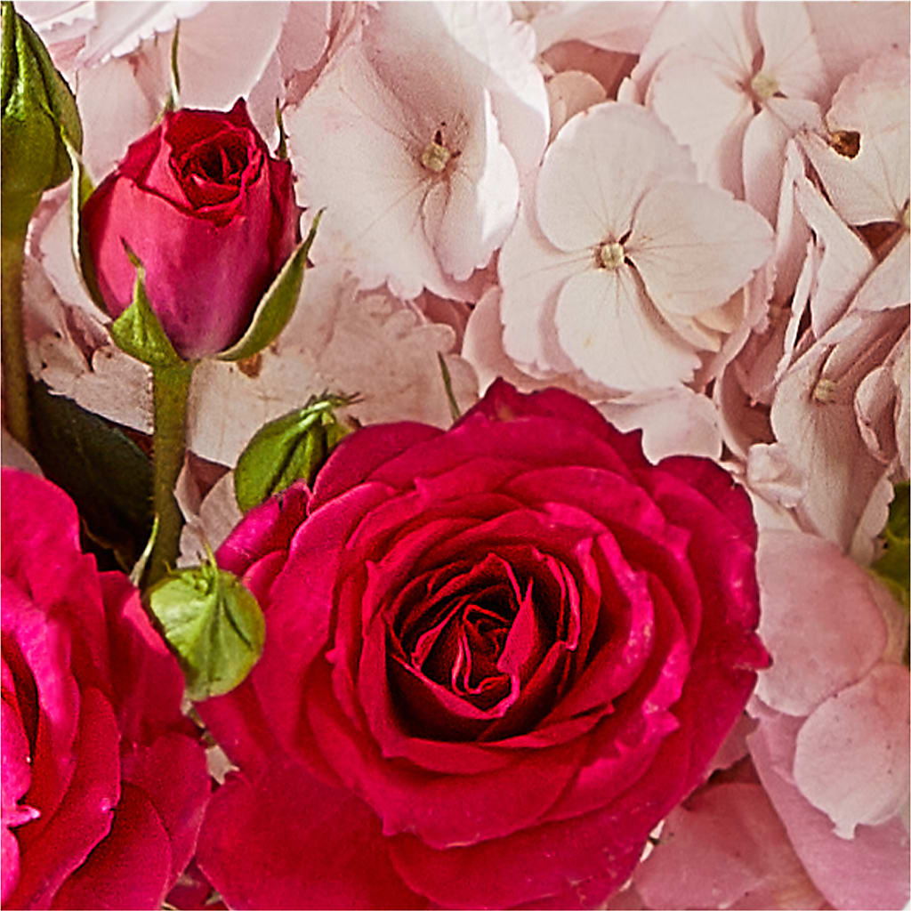 Glitz & Glam Bouquet –  Nela Park Florist Llc, East Cleveland OH