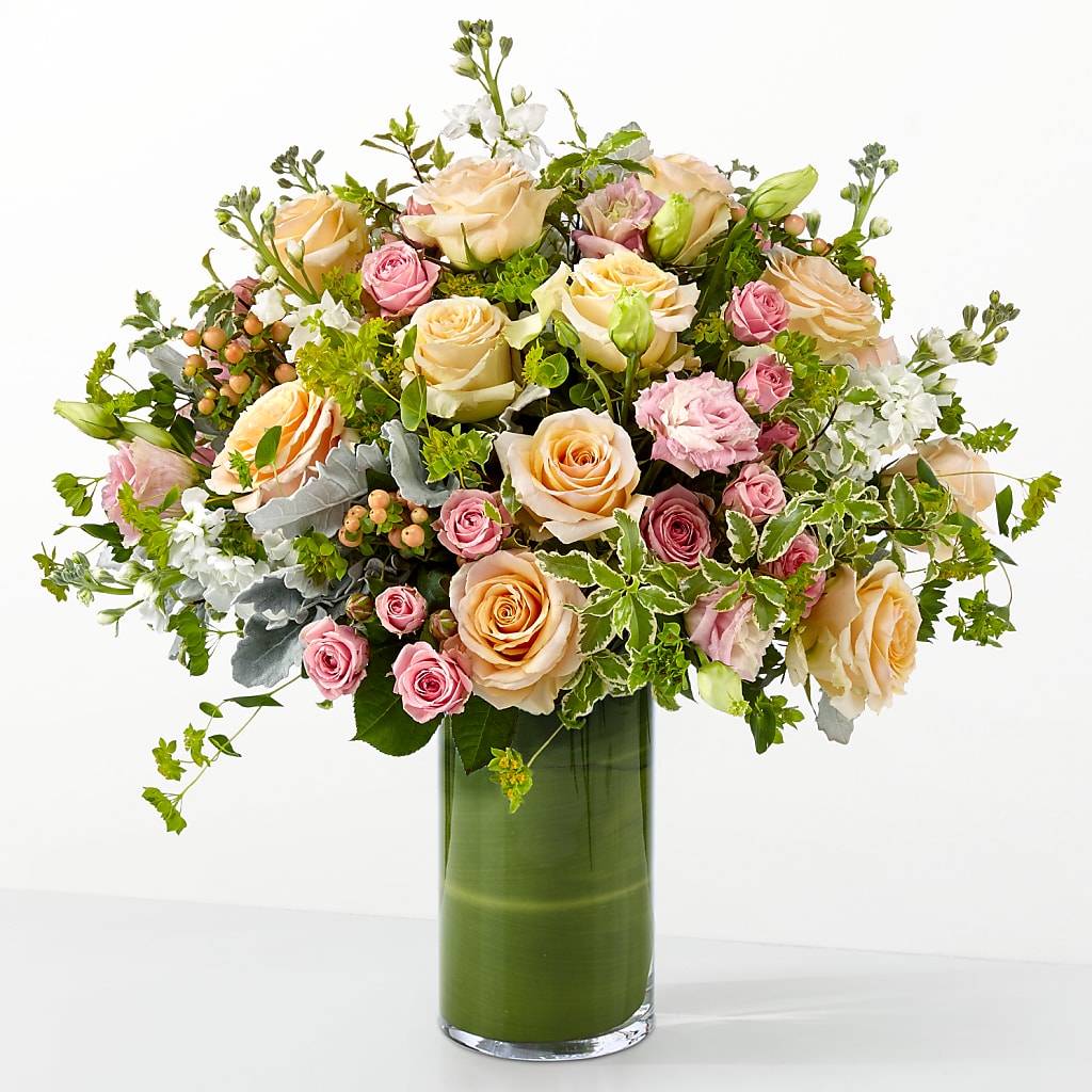 The Glamour Shot –  Nela Park Florist Llc, East Cleveland OH