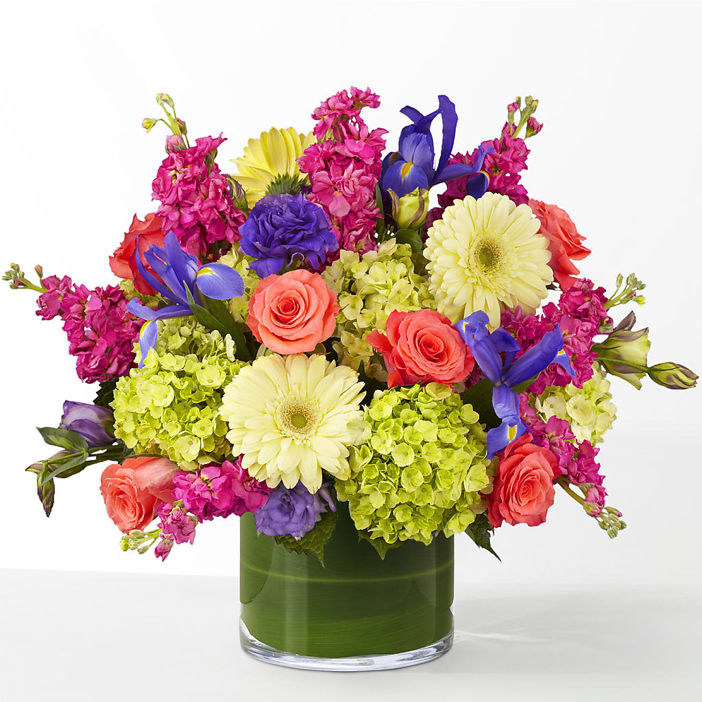 The Couture –  Nela Park Florist Llc, East Cleveland OH