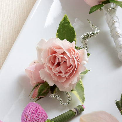 Pink Spray Rose Boutonniere –  Nela Park Florist Llc, East Cleveland OH