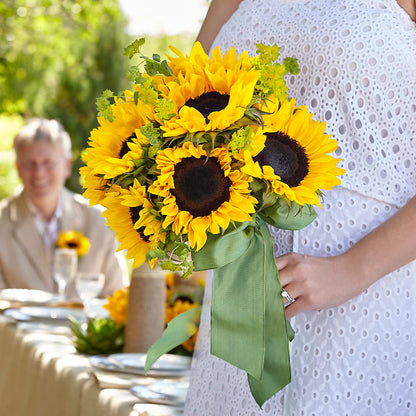 Free Spirit Bouquet –  Nela Park Florist Llc, East Cleveland OH